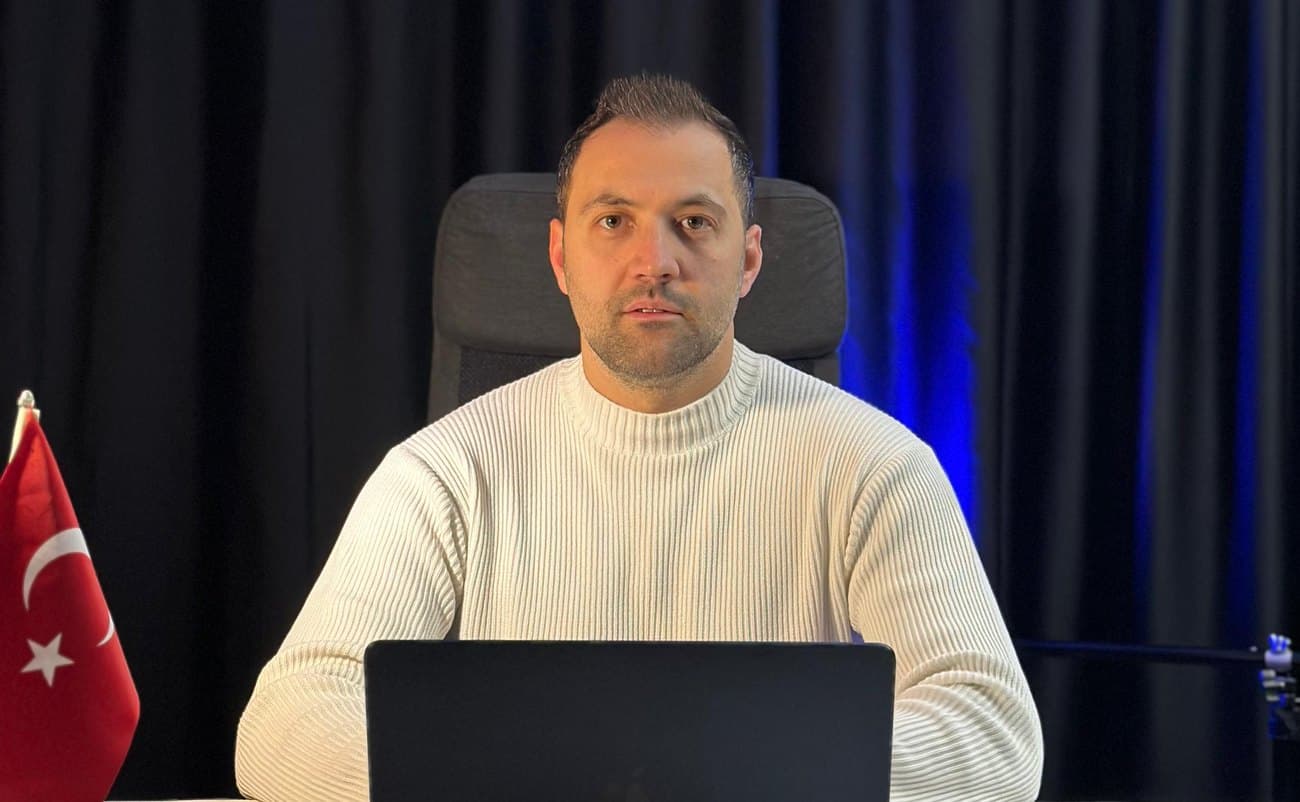 Emre Kayıkçı
